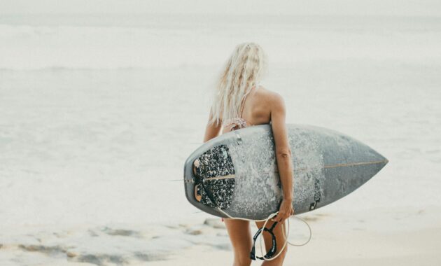 Uluwatu Surf Villas: Ride Waves, Relax in Style