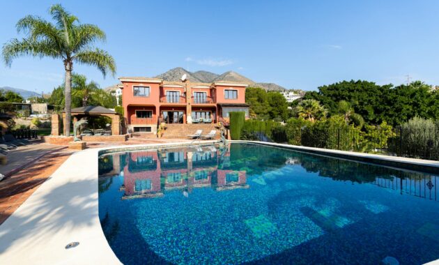 Royal Garden Villas Private Luxury Villas With Garden Views