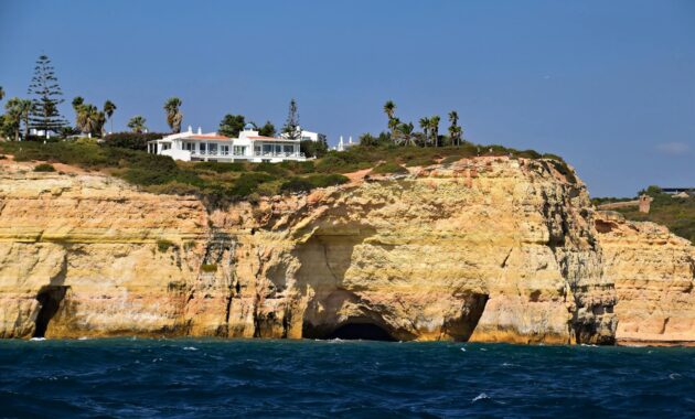 Villa Alba Luxury Mediterranean Villa With Stunning Architecture